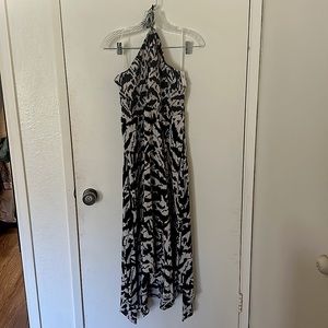 Old Navy dress. Loose fitting, comfortable, flowy.